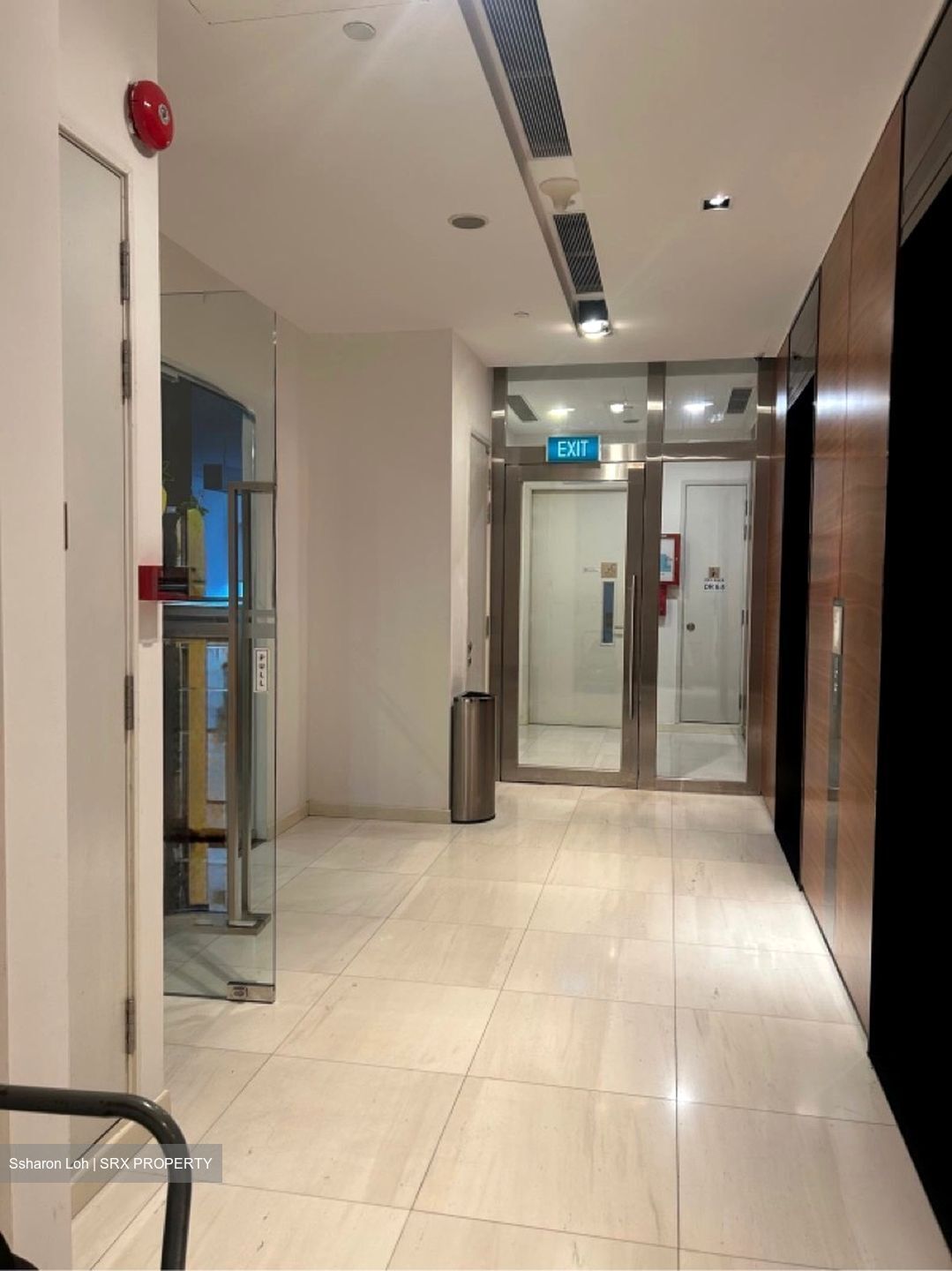 Zhongshan Mall (D12), Office #596364981